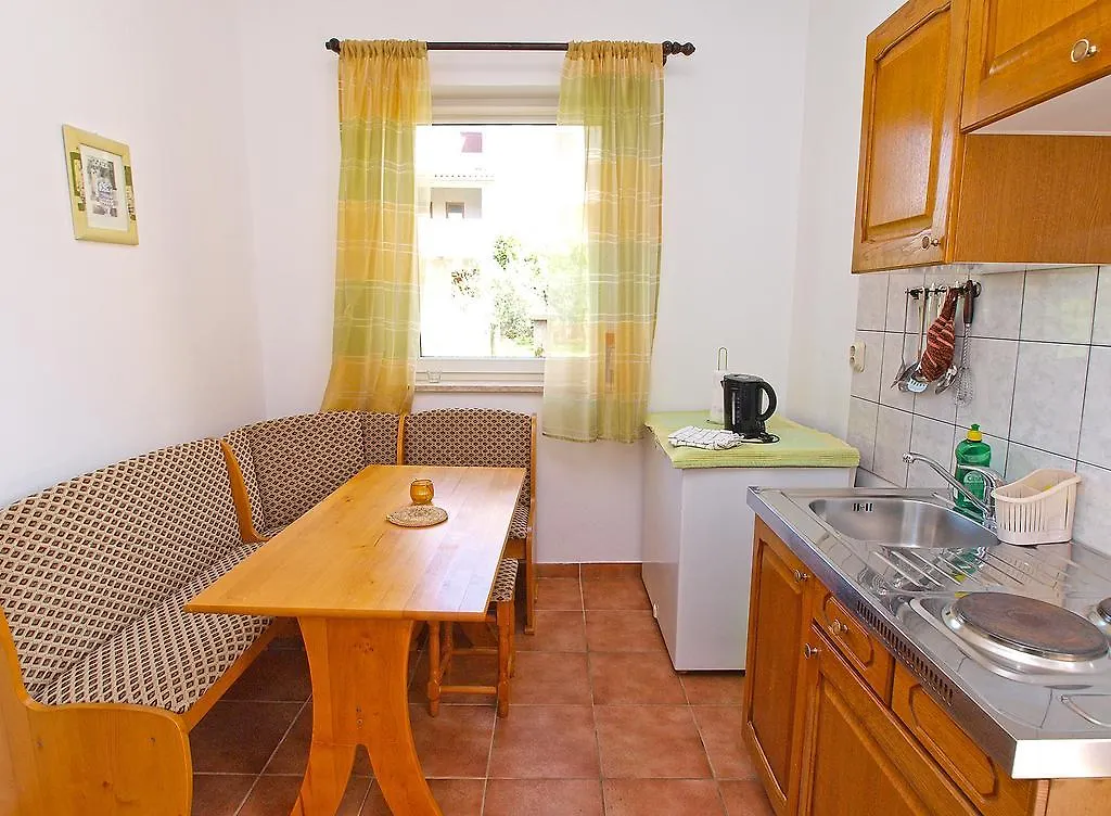 Apartments Yellow 114 Fazana
