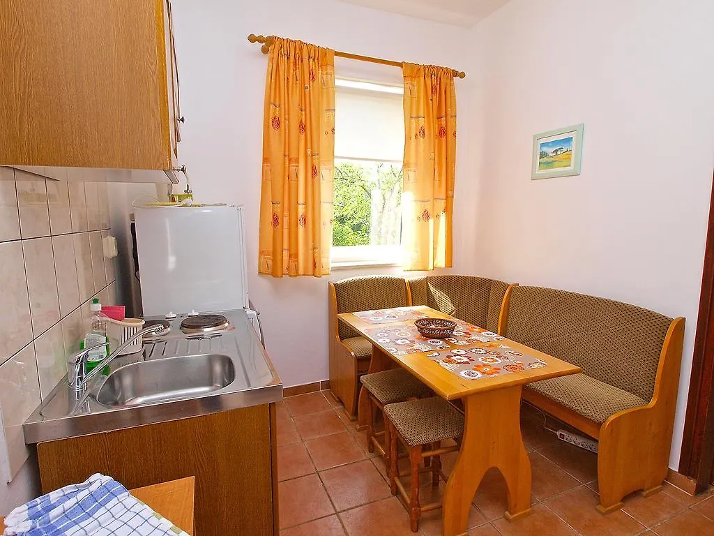Apartments Yellow 114 Fazana