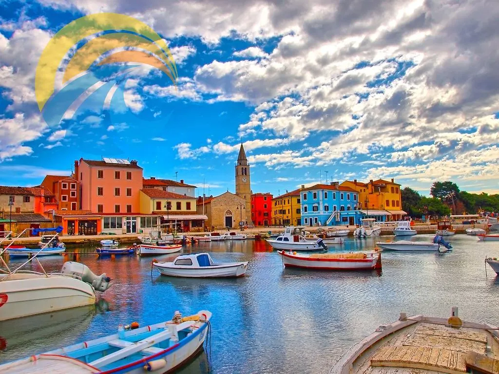 Apartments Yellow 114 Fazana 0*,  Croatia