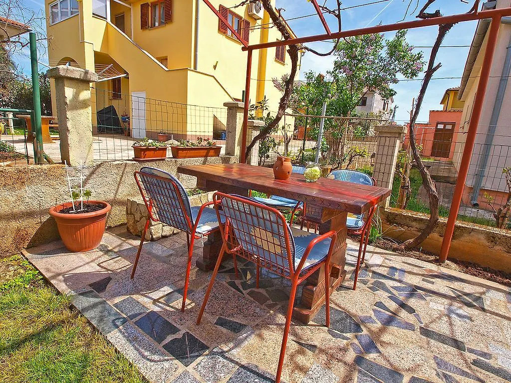 Apartments Yellow 114 Fažana Horvátország